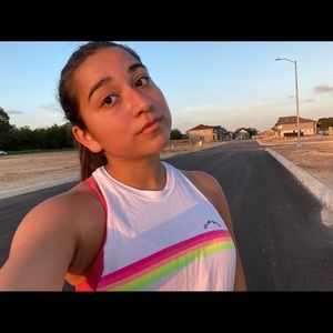 Meet your Posher, Rebecca